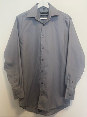 Bellissimo Men's Light Grey Long-Sleeve Dress Shirt